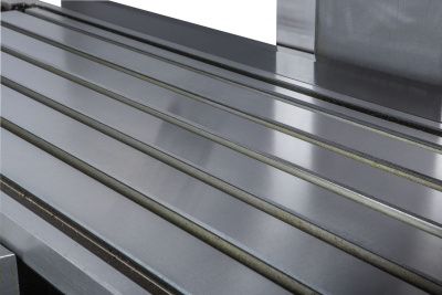 Универсальный фрезерный станок Jet JUM-2063VXL Servo DRO