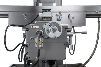 Широкоуниверсальный фрезерный станок Jet JUM-1153VXL DRO