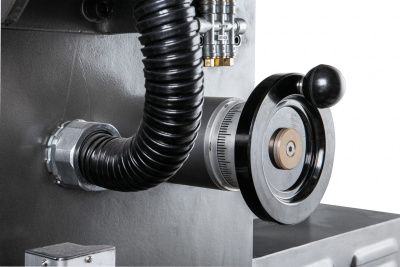 Универсальный фрезерный станок Jet JUTM-1834 Servo DRO