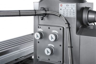 Широкоуниверсальный фрезерный станок Jet JMD-1144GHV DRO