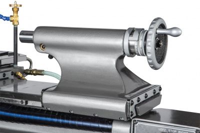 Токарно-винторезный станок Jet JTL-618DTC DRO