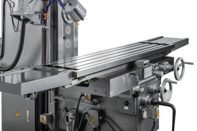 Широкоуниверсальный фрезерный станок Jet JUM-1464VHXL DRO