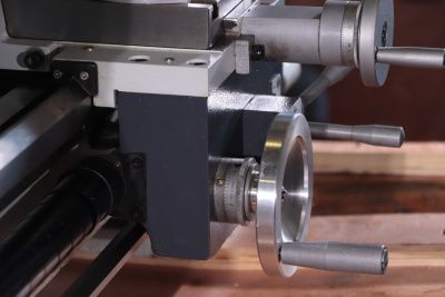 Токарно-винторезный станок Proma SPZ-700