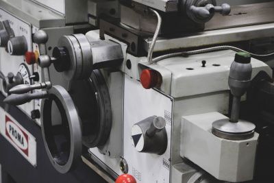 Токарно-винторезный станок Proma SPF-1000PS с УЦИ