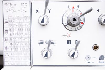 Токарно-винторезный станок Proma SPF-1000PHS с УЦИ