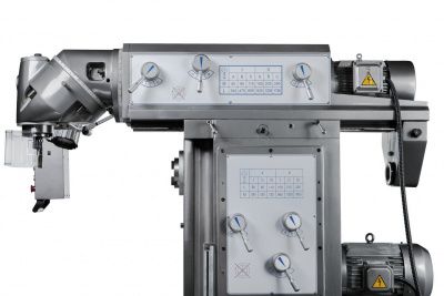 Широкоуниверсальный фрезерный станок Jet JUM-1464VHXL DRO