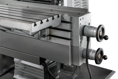 Универсальный фрезерный станок Jet JUTM-1230 Servo DRO