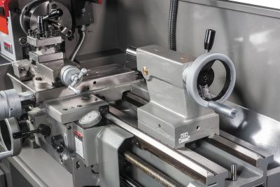 Токарно-винторезный станок Jet GHB-1340A DRO