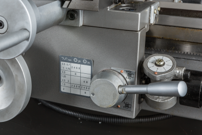 Настольный токарный станок Jet BD-11G