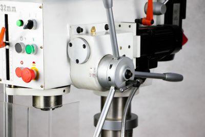 Вертикально-сверлильный станок Proma BY-3216PC/400