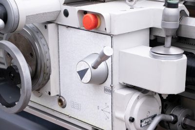 Токарно-винторезный станок Proma SPF-1000PHS с УЦИ